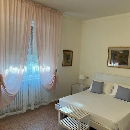Oda ve Kahvaltı I Galli